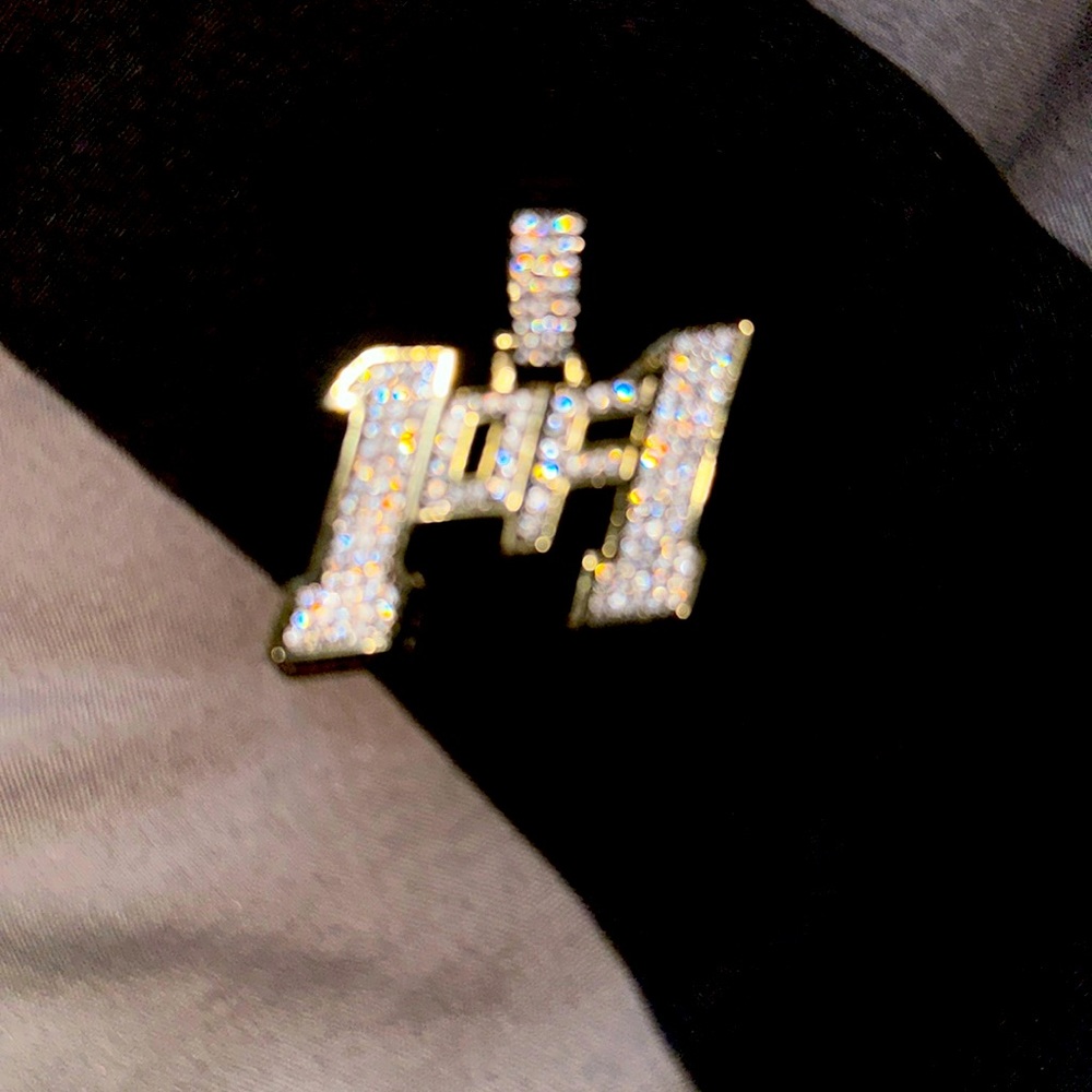 18k Gold Plated 1 of 1 Pendant GLD w 8mm 18in Miami Cuban chain